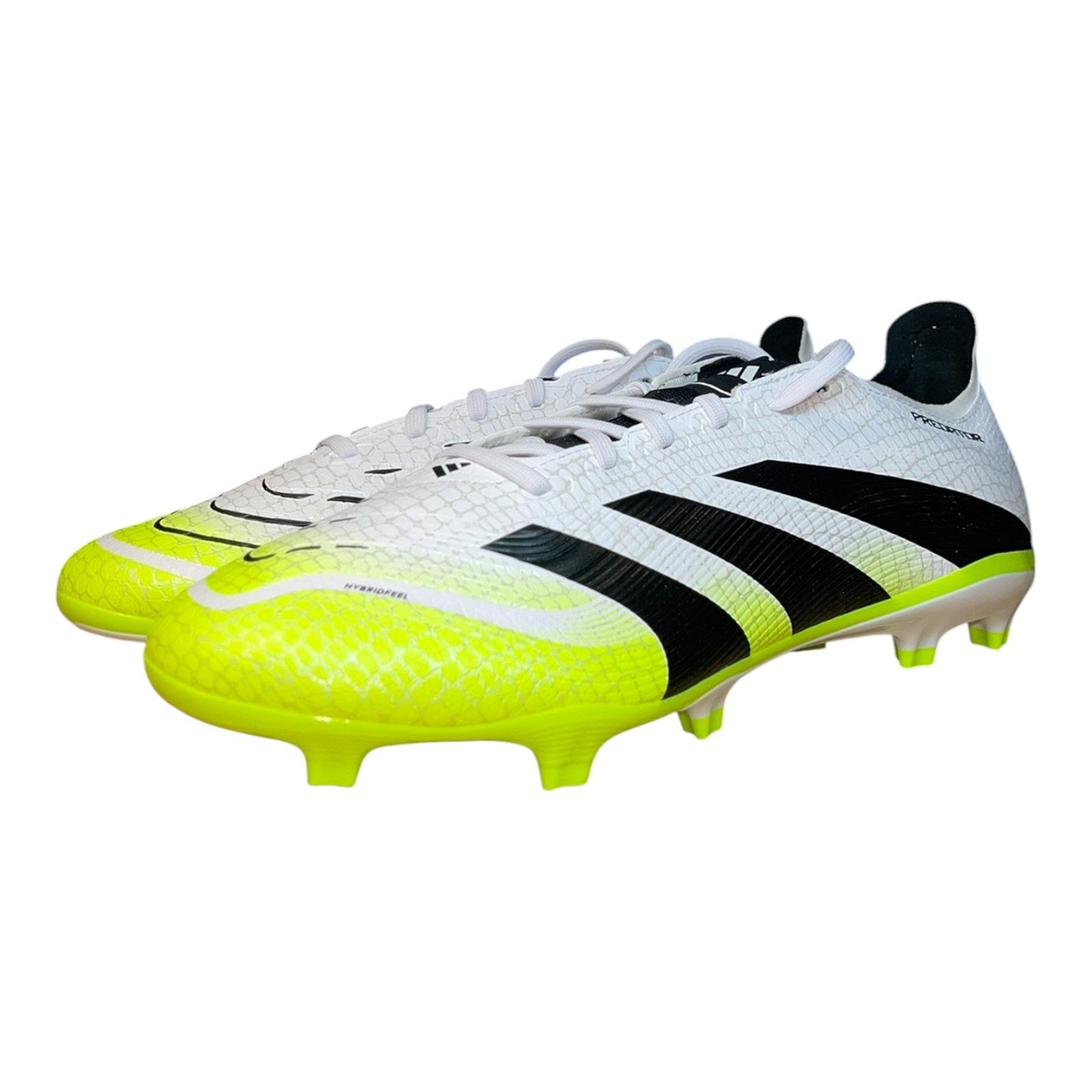 Adidas Men Predator League Fg/Mg Soccer Cleat