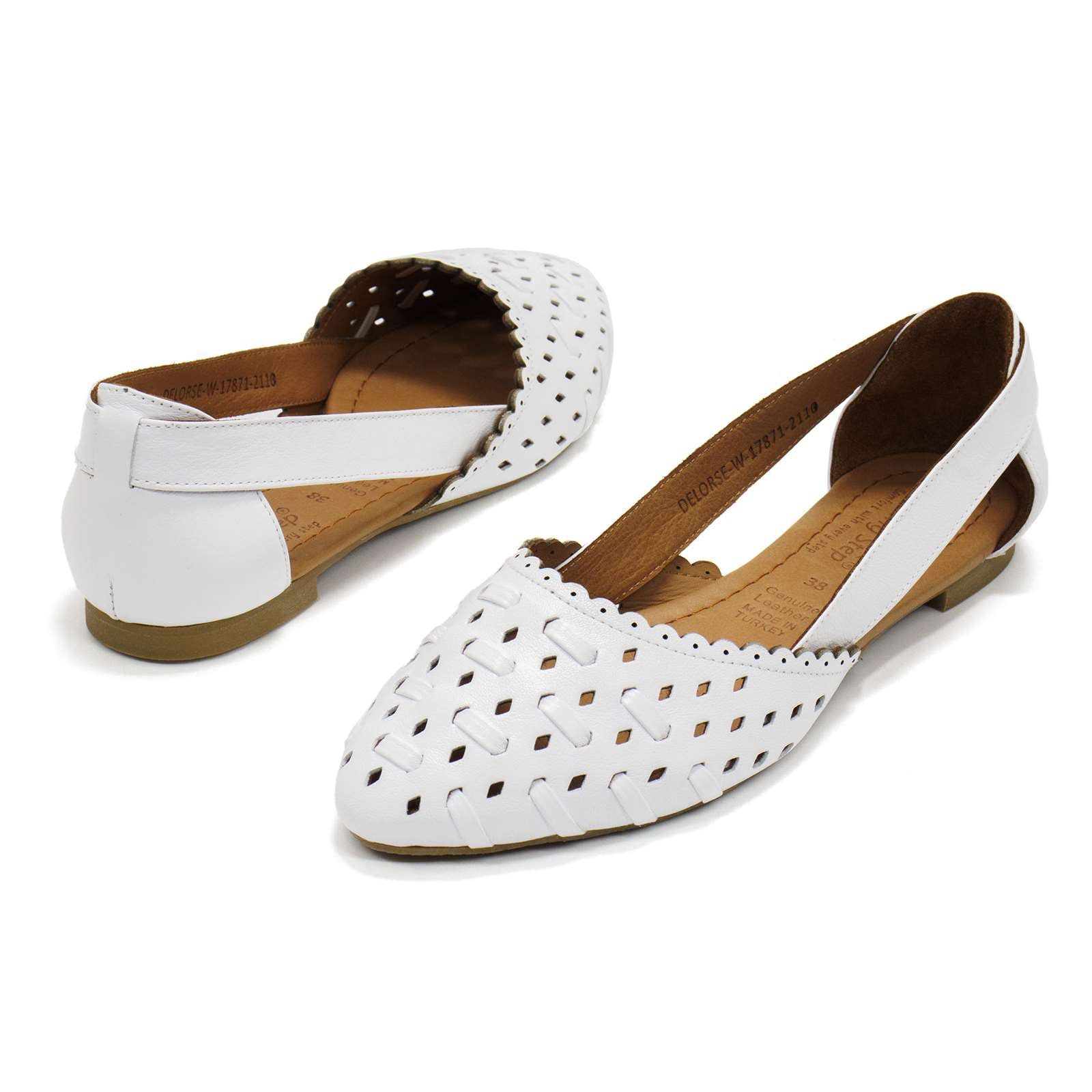 Spring Step Women Delorse Pointed Toe Slip On Flats