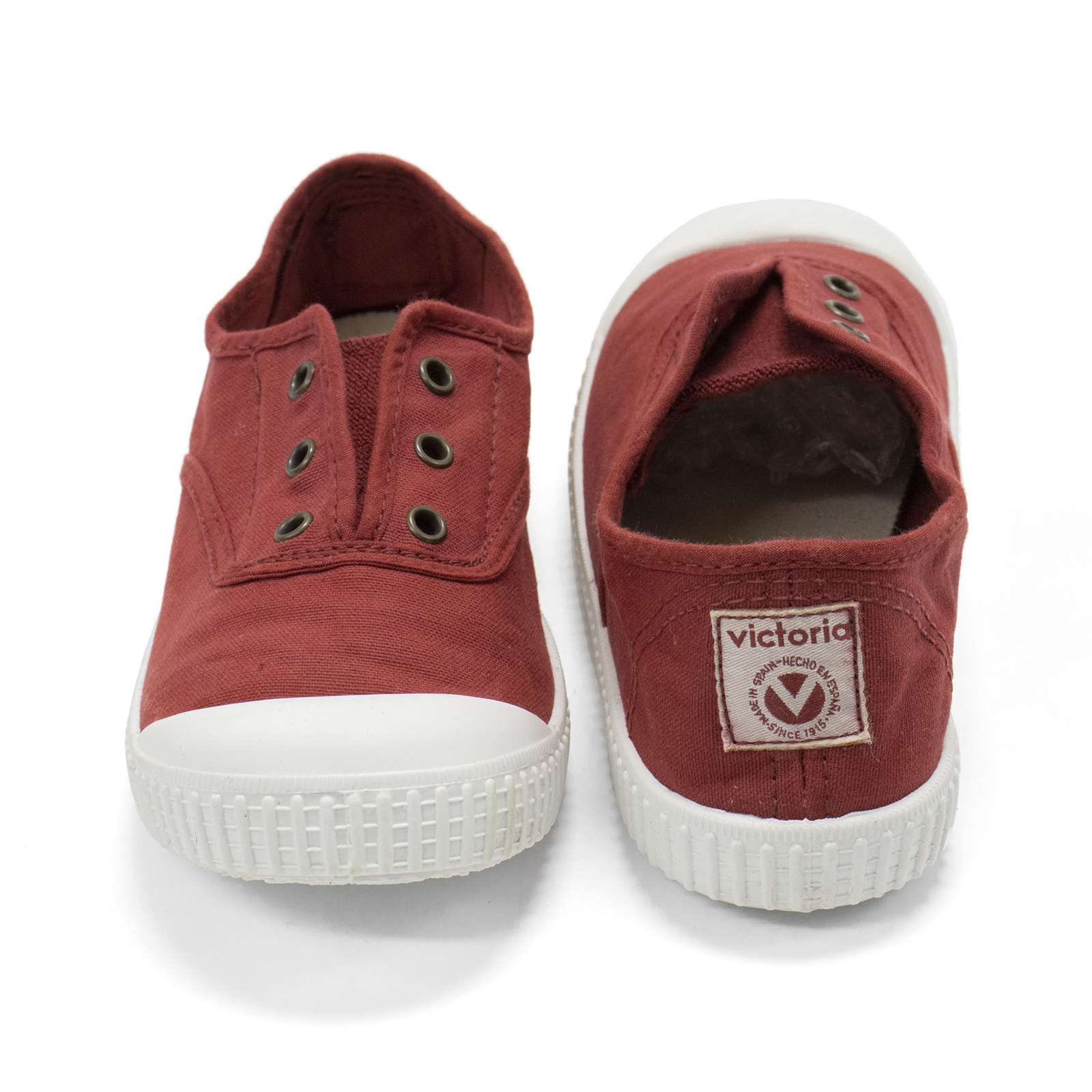 Victoria Boy 1915 Inglesa Slip-On Canvas Shoes
