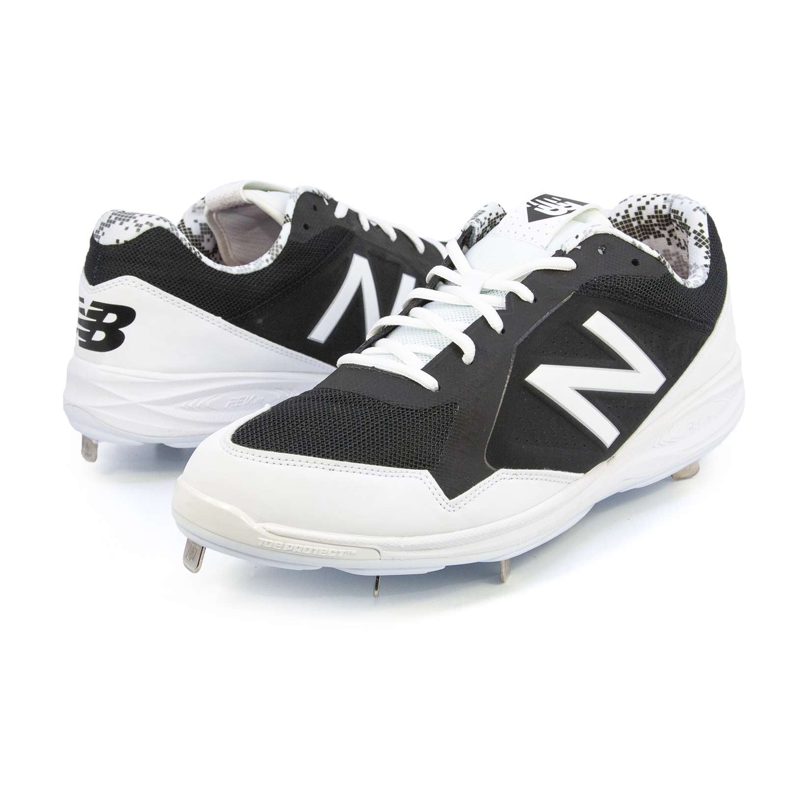 New Balance Men Tupelo V1 Baseball Cleats