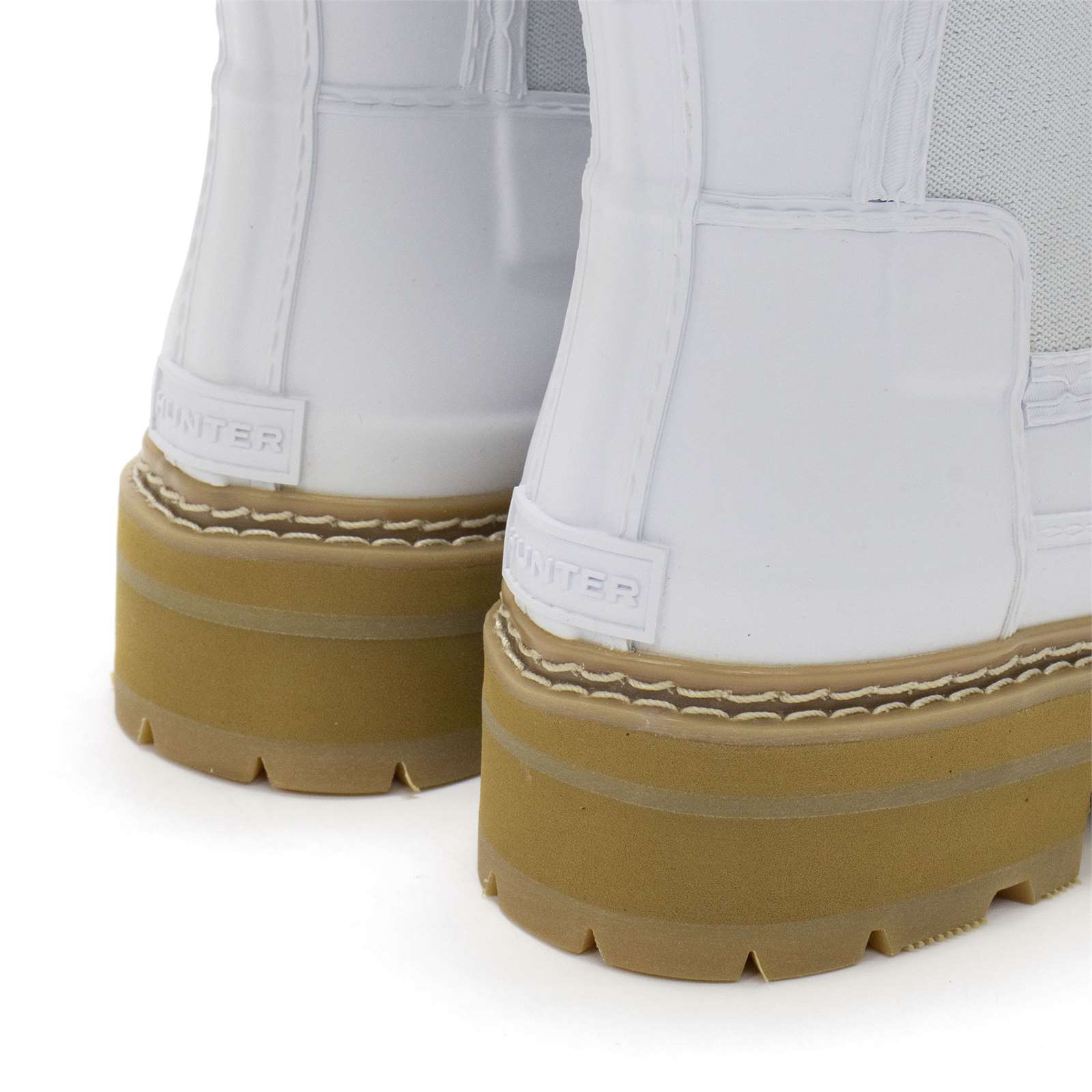 Hunter Women Refined Stitch Detail Slim Fit Chelsea Boots