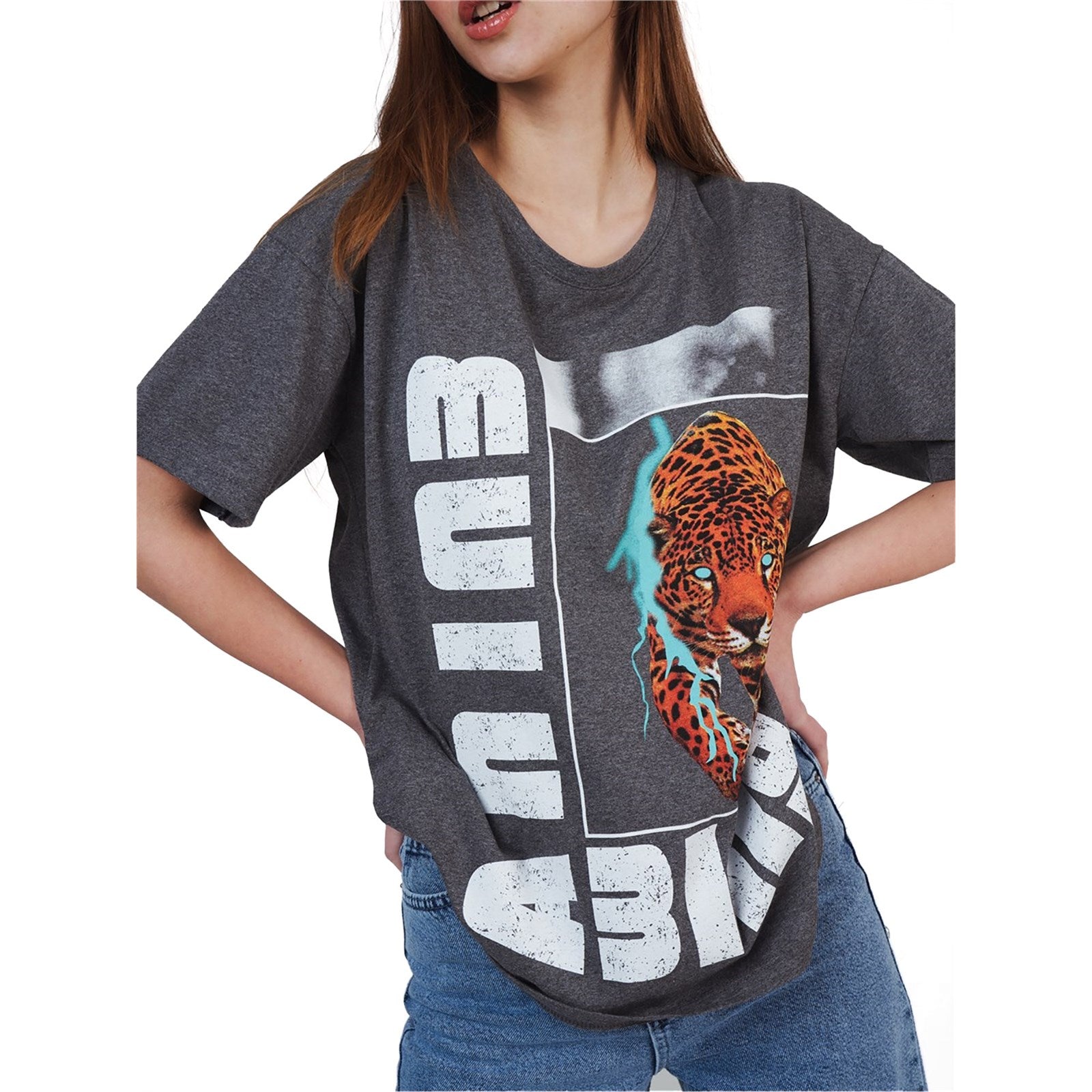 Ambar Women Tiger Printed Short Sleeve Tshirt