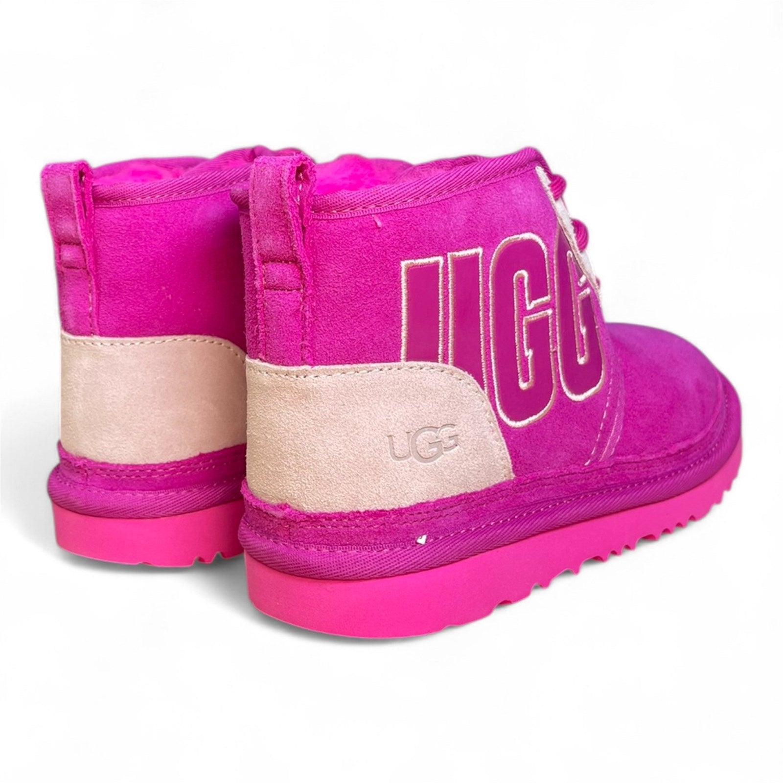 Ugg Girl Neumel Graphic Outline Boot