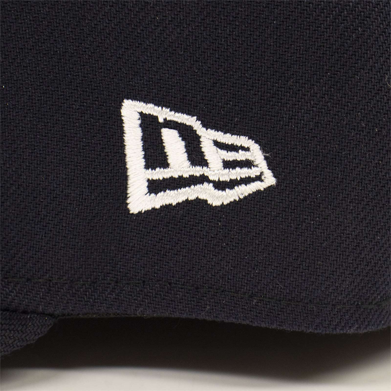 New Era Men Boston Red Sox Authentic Collection 59Fifty Fitted Hat