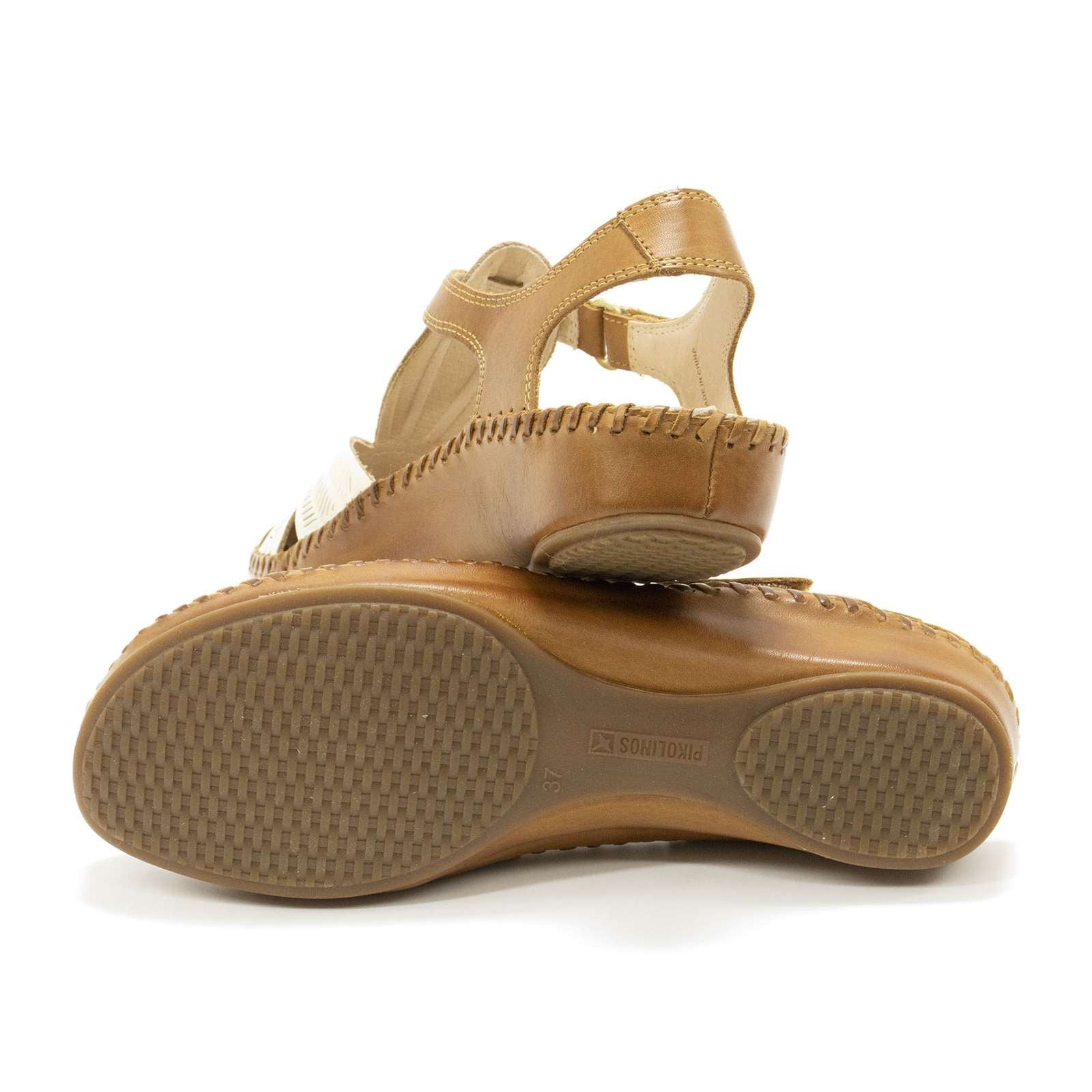 Pikolinos Women P Vallarta Closed Toe Sandals