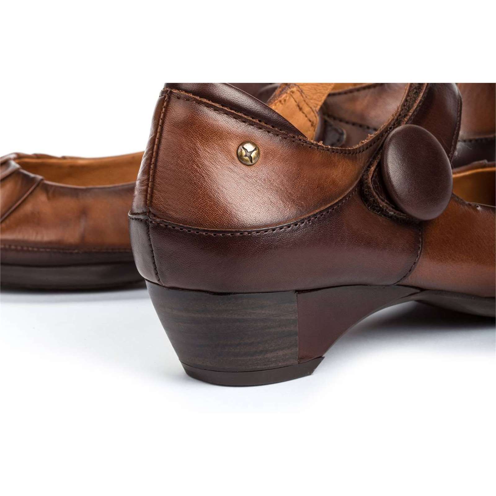 Pikolinos Women Gandia Casual Shoes