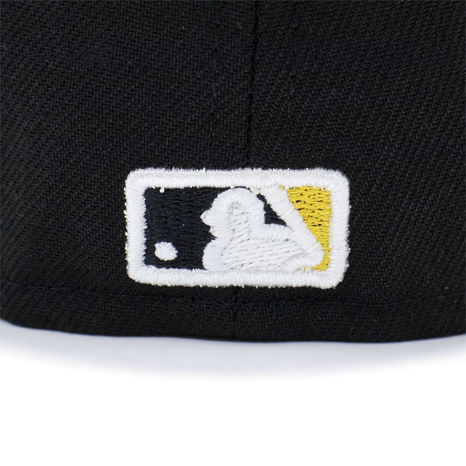 New Era Men Pittsburgh Pirates Authentic Collection 59Fifty Fitted Hat