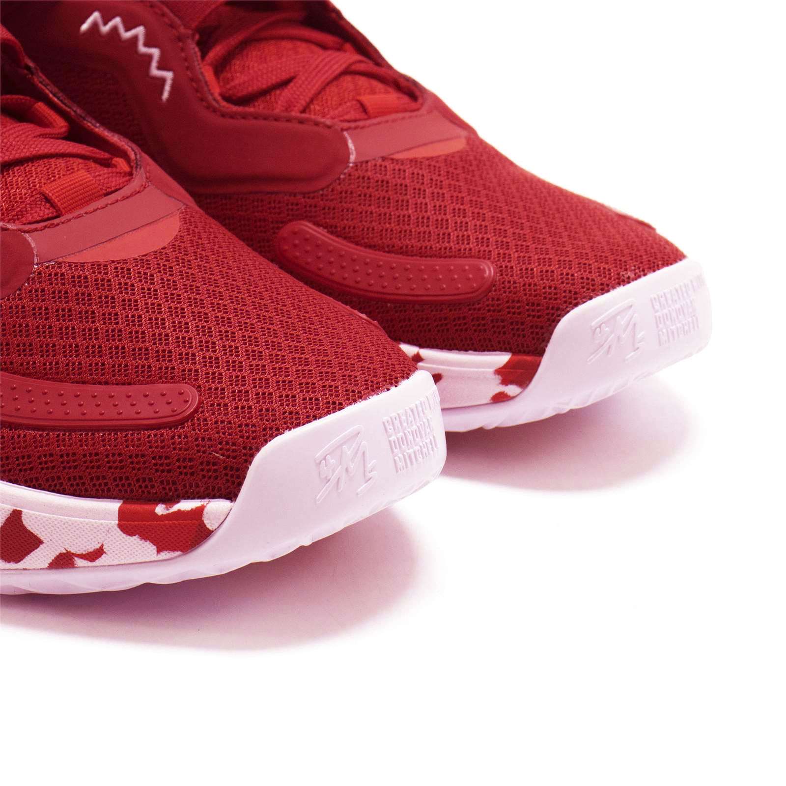 Adidas Men D.O.N. Issue 3 Basketball Shoe