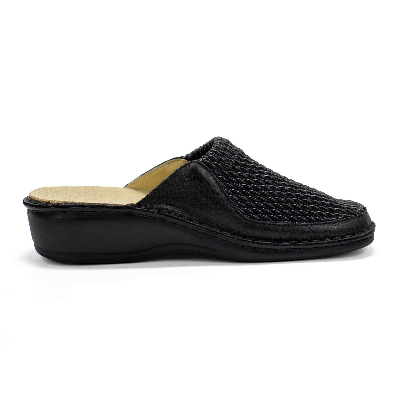La Plume Women Flex Clogs