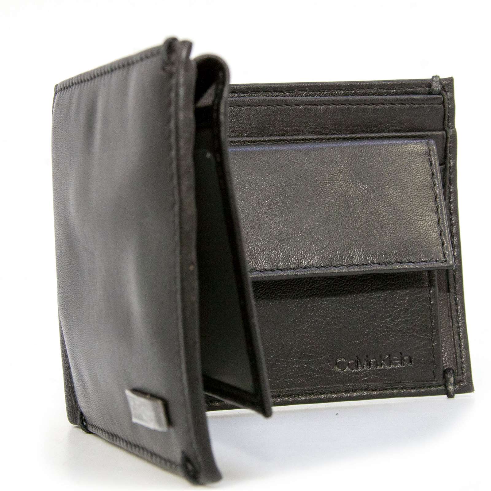 Calvin Klein Men Passcase Bi-Fold Coin Holder