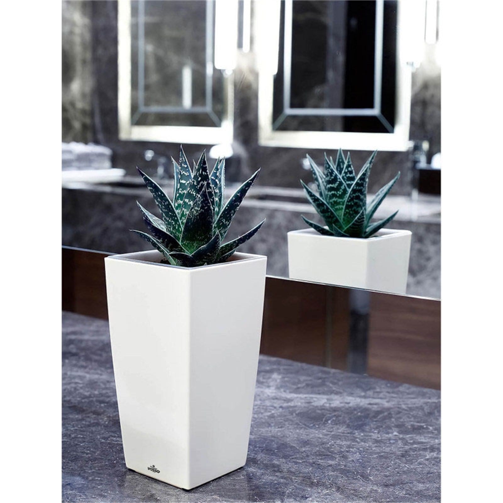 Vasso Kalika Vina Self Watering Pots Black