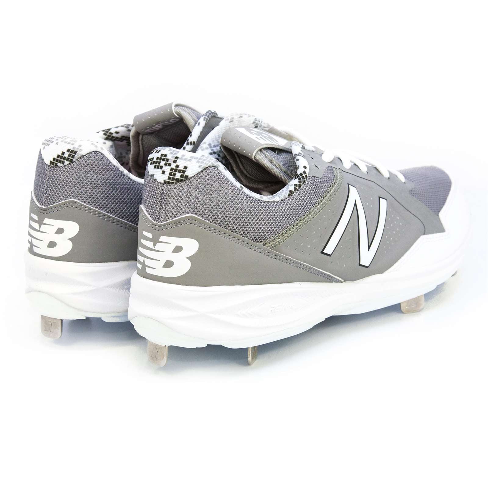 New Balance Men Tupelo V1 Baseball Cleats