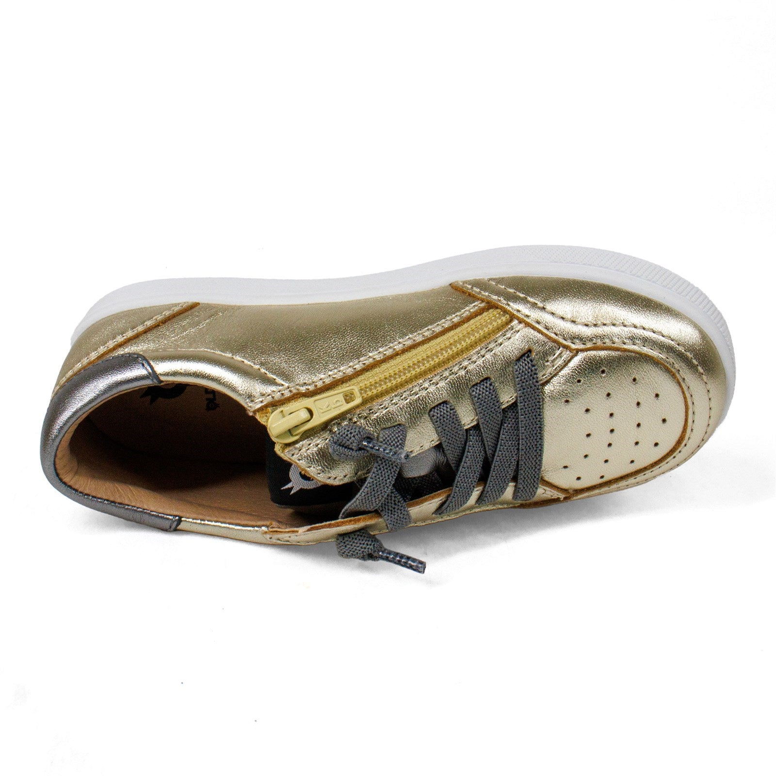 Old Soles Girl Platinum Runner Low Top Sneaker