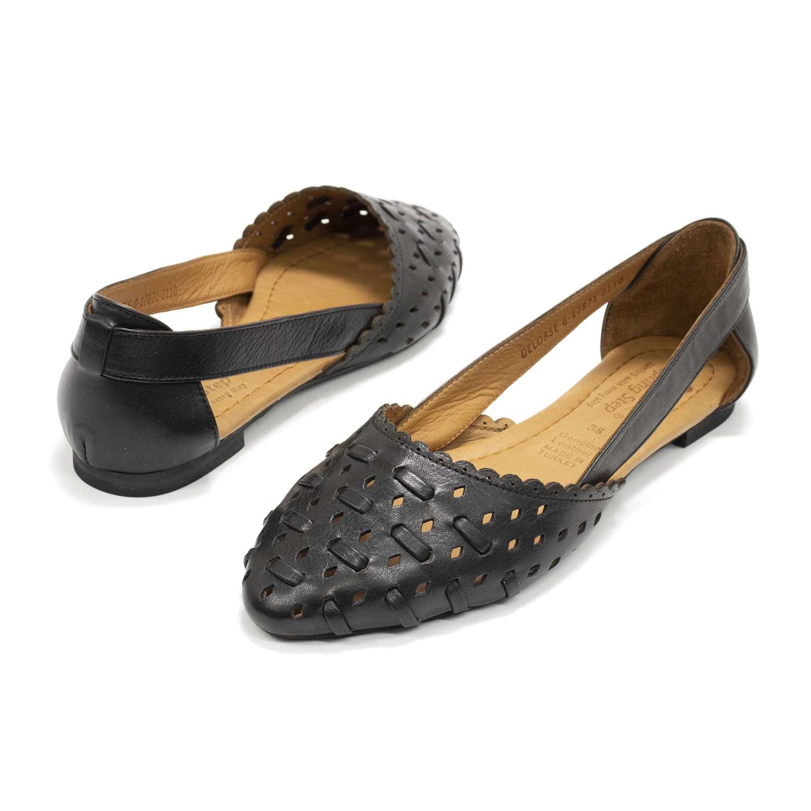 Spring Step Women Delorse Pointed Toe Slip On Flats