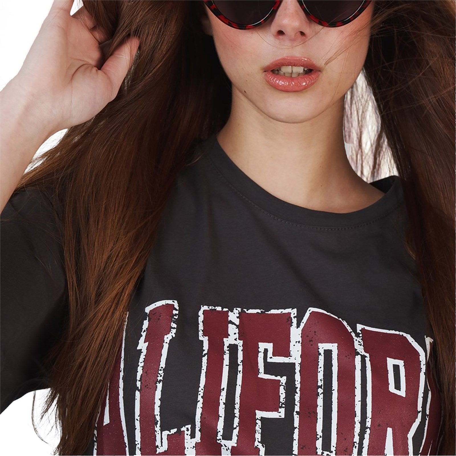 Ambar Women California Printed Short Sleeve Tshirt