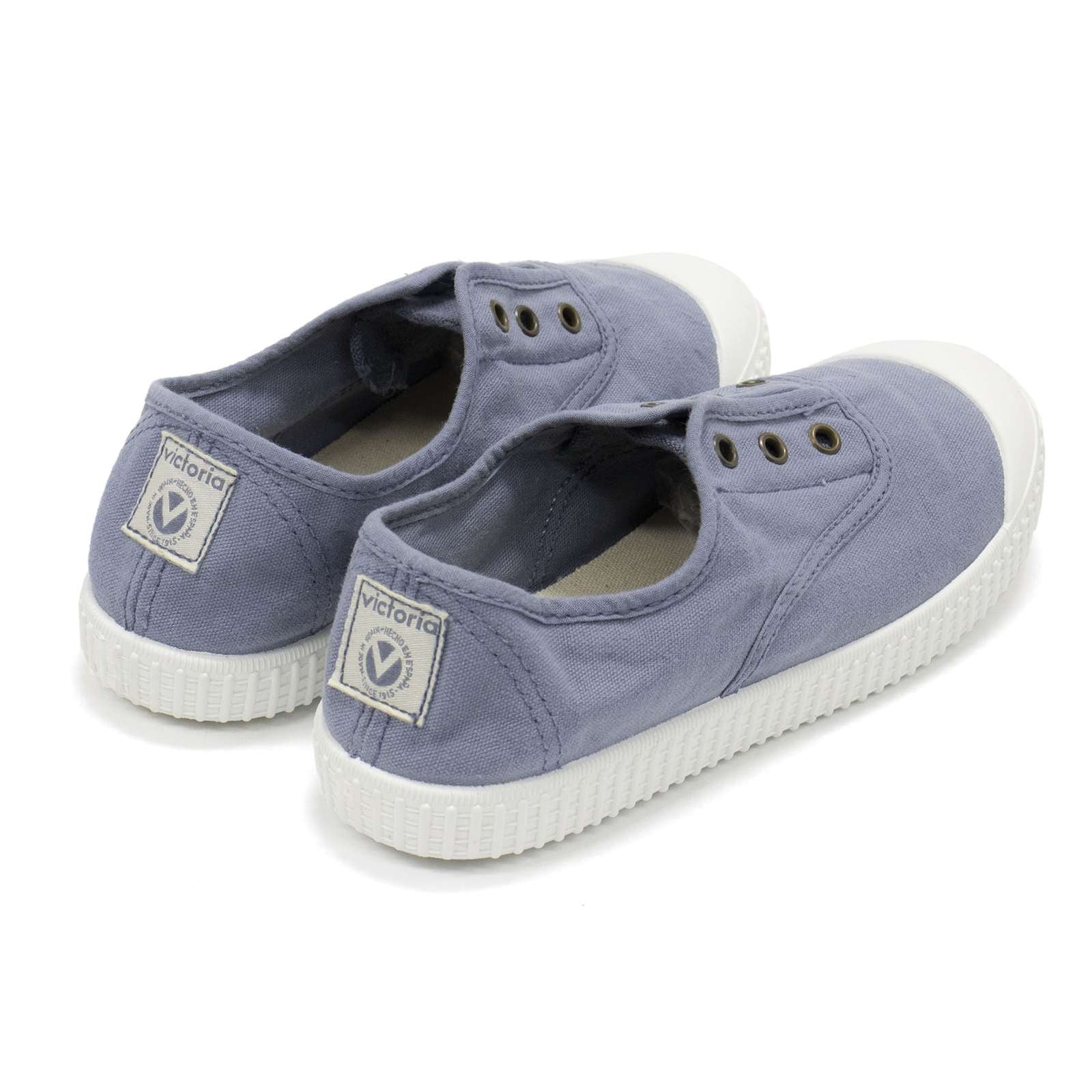 Victoria Boy 1915 Inglesa Slip-On Canvas Shoes