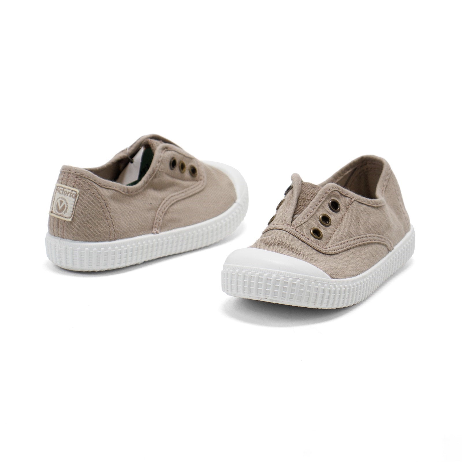 Victoria Boy 1915 Inglesa Slip-On Canvas Shoes