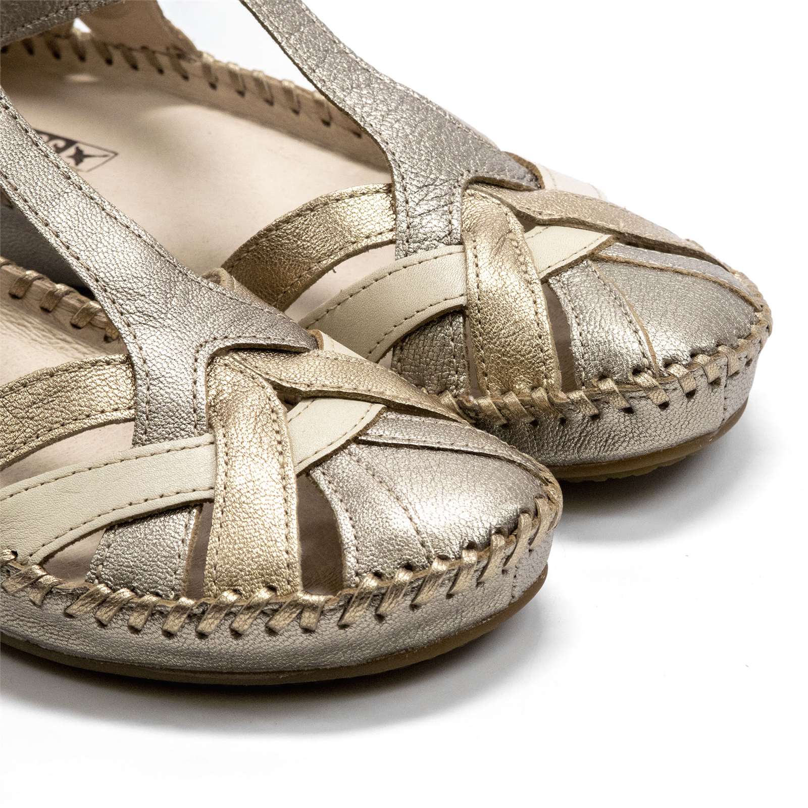 Pikolinos Women P Vallarta Closed Toe Sandals