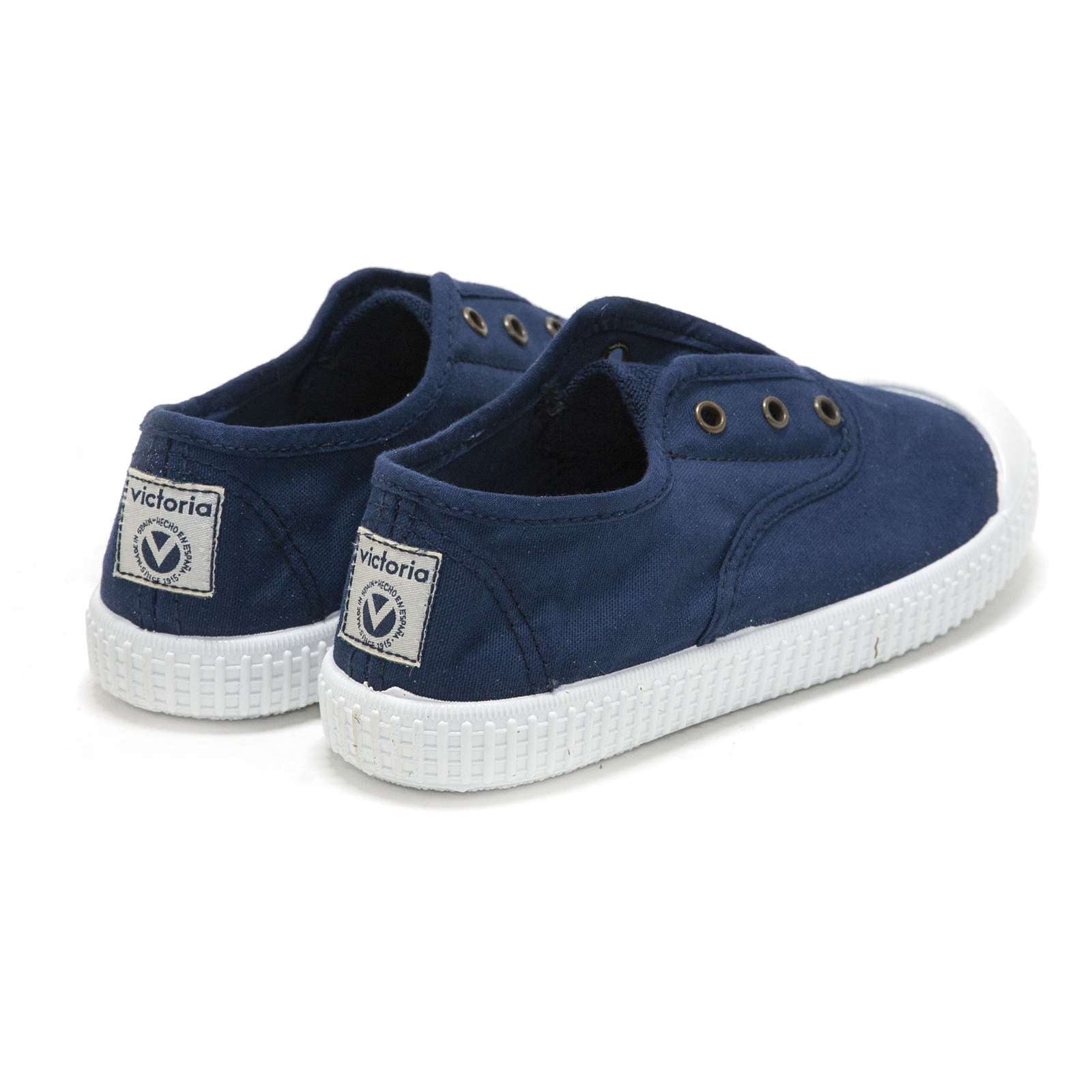 Victoria Boy 1915 Inglesa Slip-On Canvas Shoes