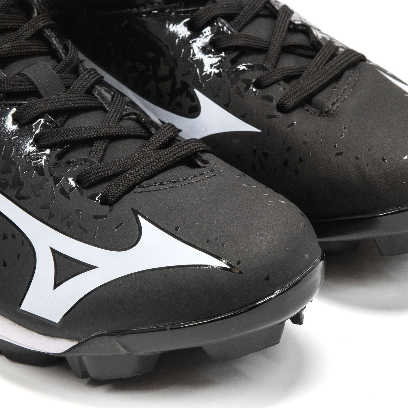 Mizuno Men Wave Select Nine Mid Baseball Cleats