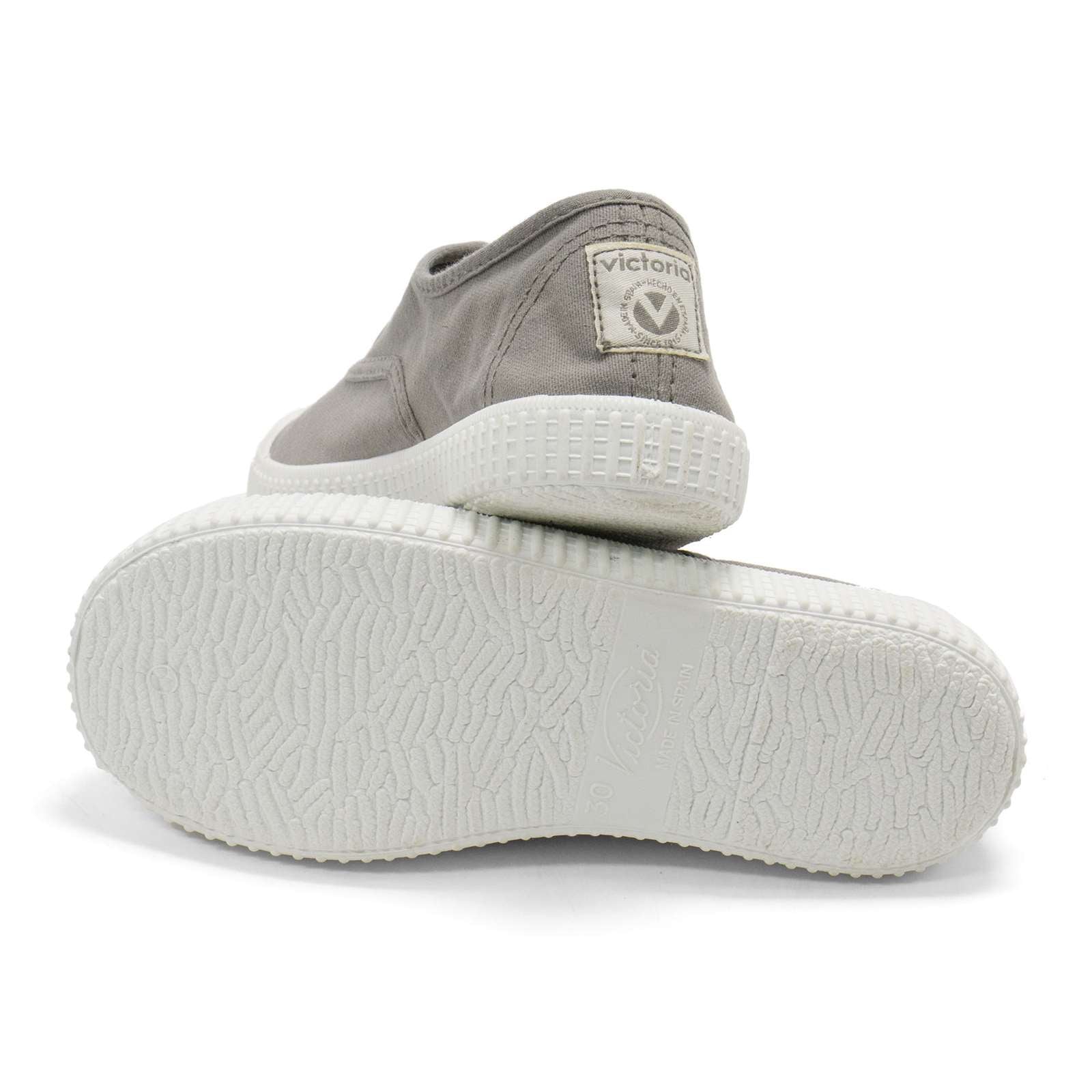 Victoria Boy 1915 Inglesa Slip-On Canvas Shoes