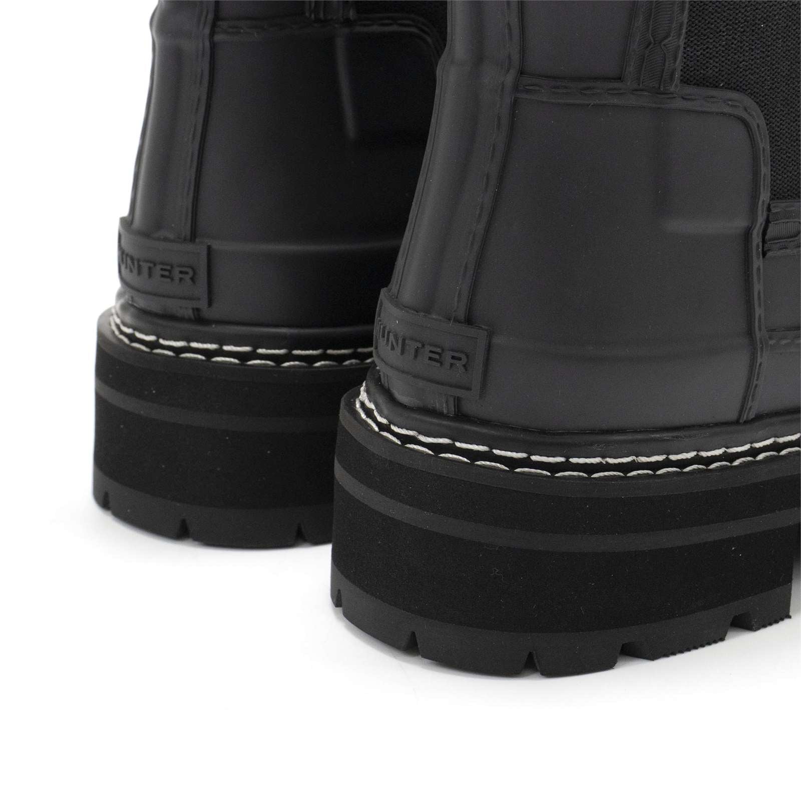 Hunter Women Refined Stitch Detail Slim Fit Chelsea Boots