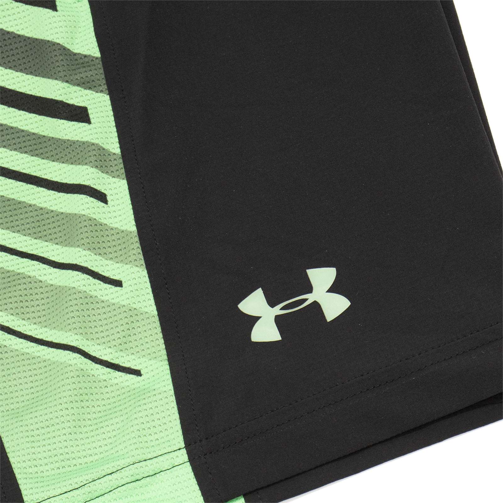 Under Armour Men Supervent Shorts