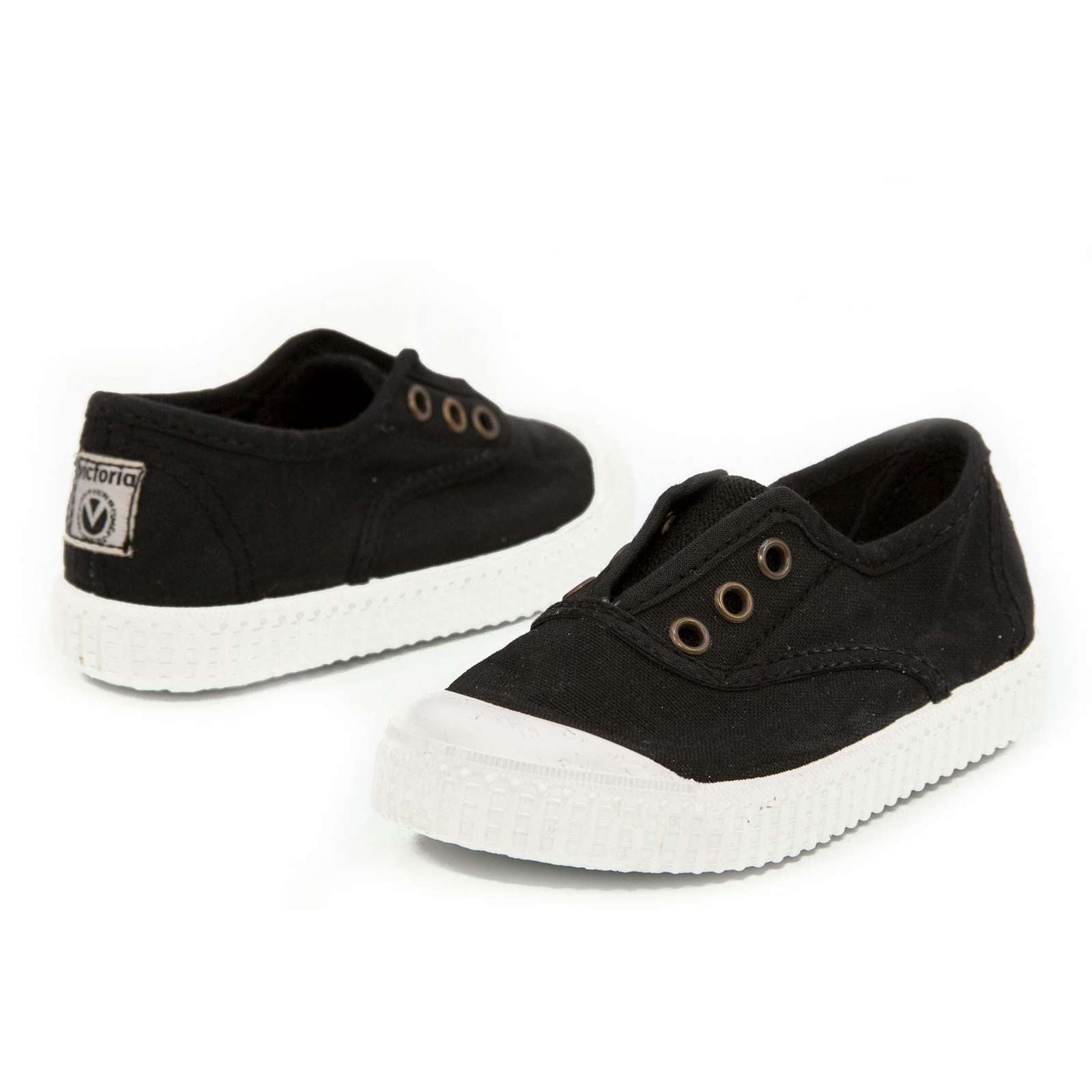 Victoria Boy 1915 Inglesa Slip-On Canvas Shoes