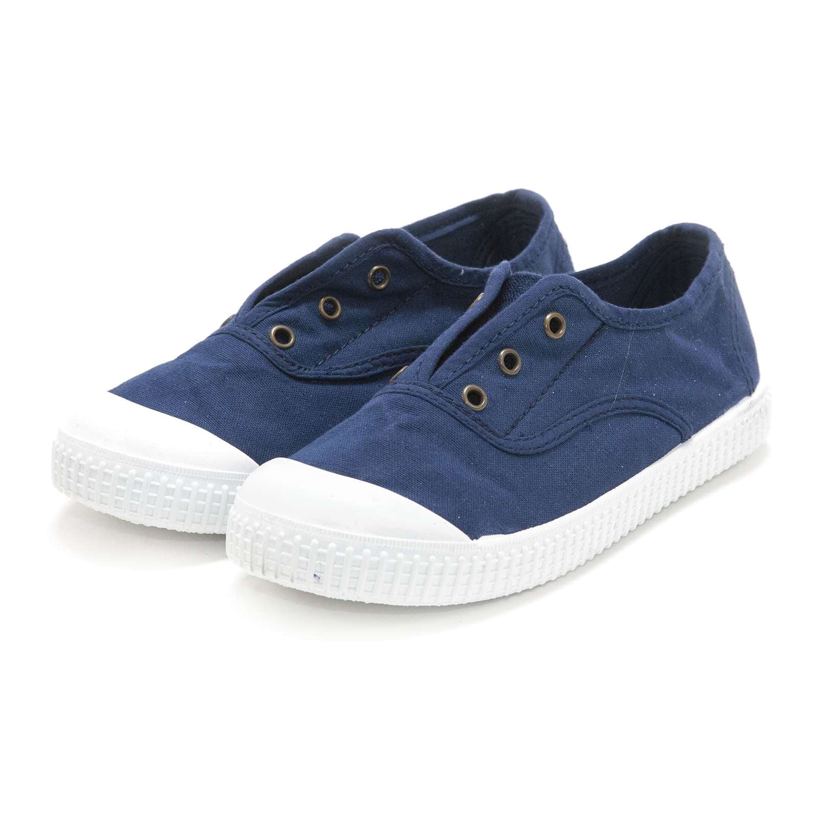 Victoria Boy 1915 Inglesa Slip-On Canvas Shoes