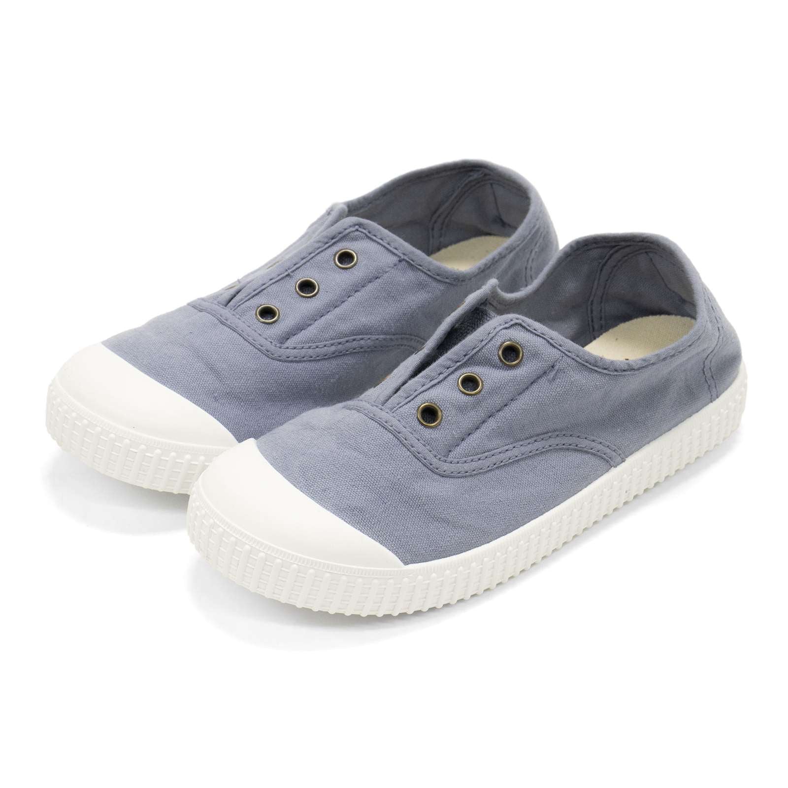 Victoria Boy 1915 Inglesa Slip-On Canvas Shoes